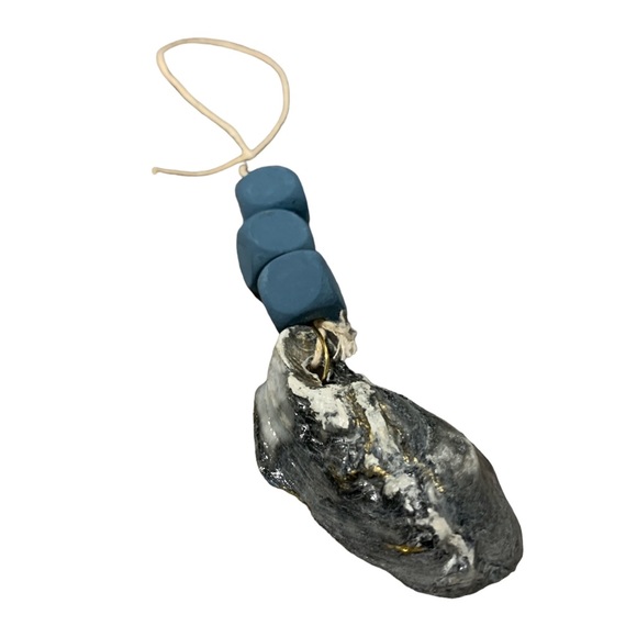 1 - Wine Bottle and Liquor Bottle Charm - Seashell with an Anchor Charm - Picture 10 of 10